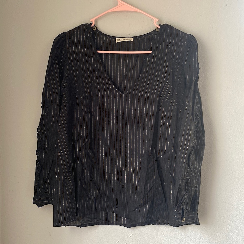 Medium Gold Striped Long Sleeved Blouse
